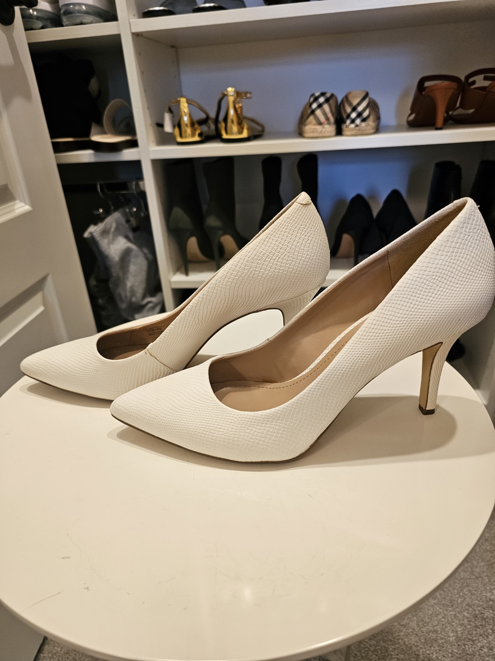BCBGeneration White Textured Pointed-Toe Pumps - Picture 3 of 7
